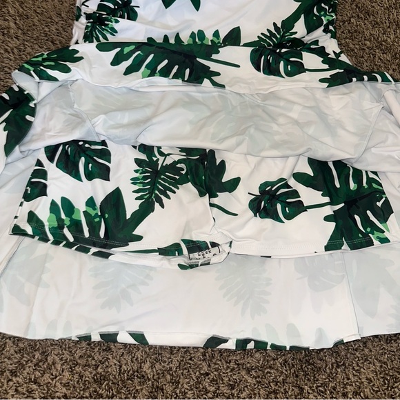 Tropical Leaf Print Halter Swim Dress - Picture 2 of 14